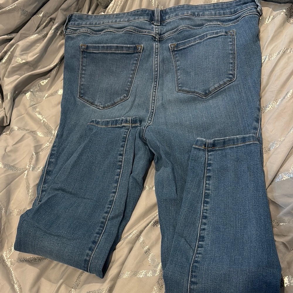Torrid Midfit Super Skinny jeans 14S EUC - Picture 3 of 5